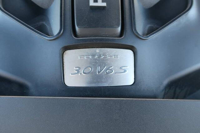 2015 Porsche Macan S