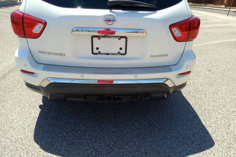 2017 Nissan Pathfinder Platinum