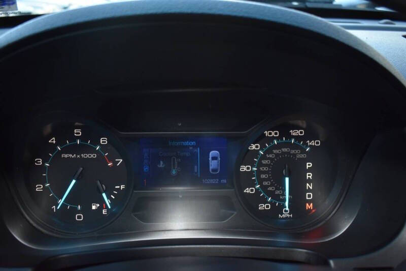 2014 Ford Explorer Base photo 29