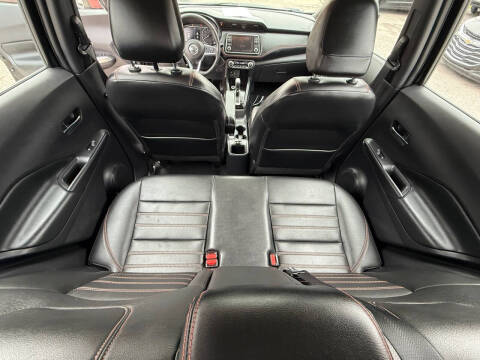 2019 Nissan Kicks SR