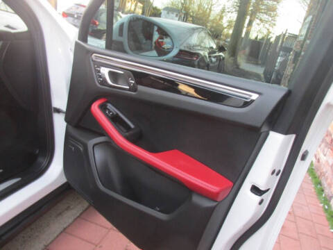 2017 Porsche Macan S