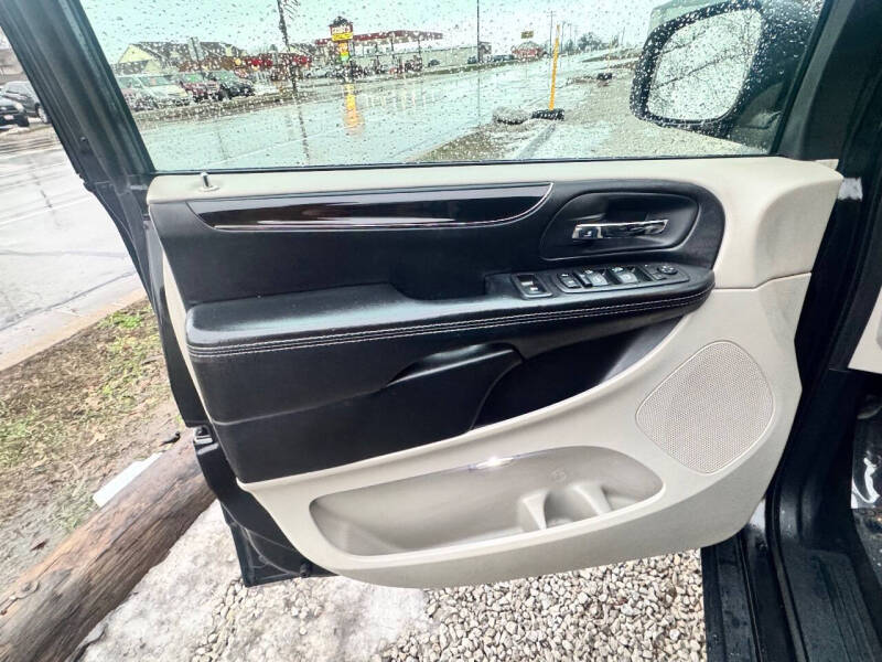 2014 Dodge Grand Caravan SXT