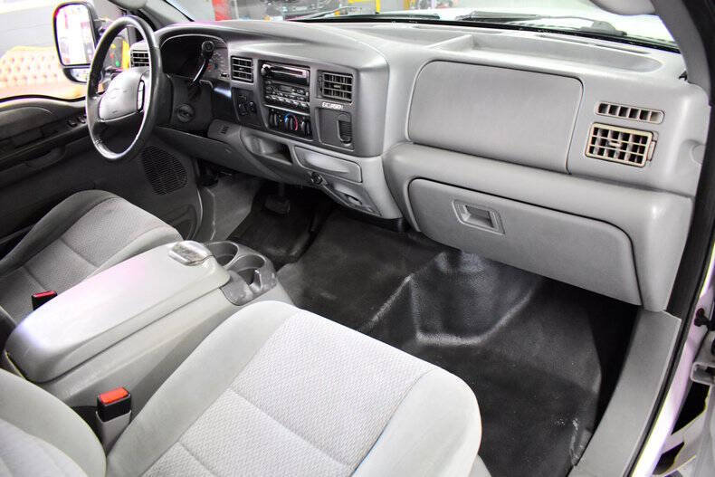 2004 Ford Excursion