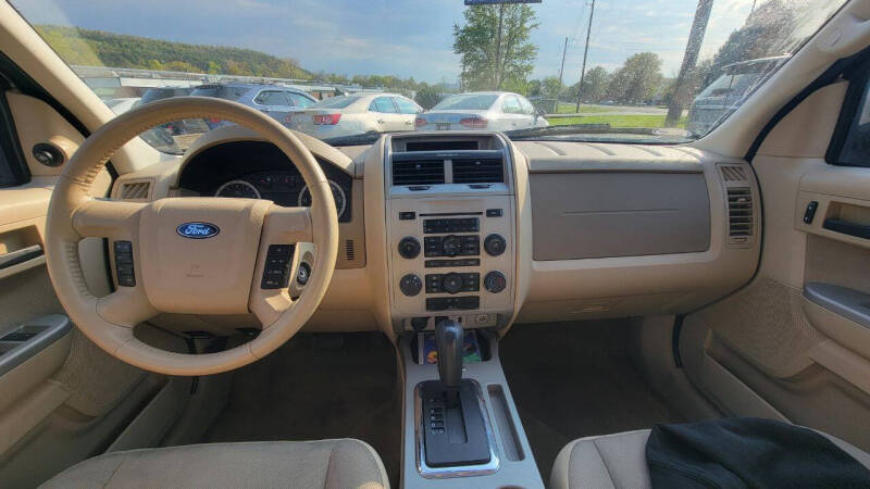 2011 Ford Escape XLT