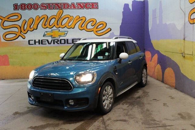 Used 2017 MINI Countryman Base with VIN WMZYV5C36H3E01282 for sale in Grand Ledge, MI