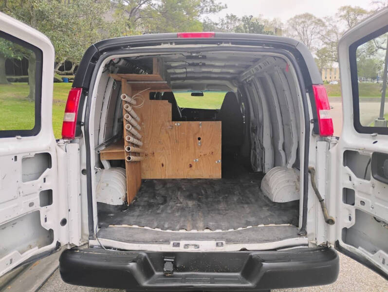 2019 Chevrolet Express 2500