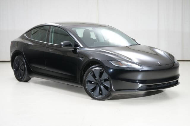2025 Tesla Model 3 Long Range