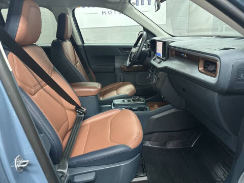 2024 Ford Maverick Lariat