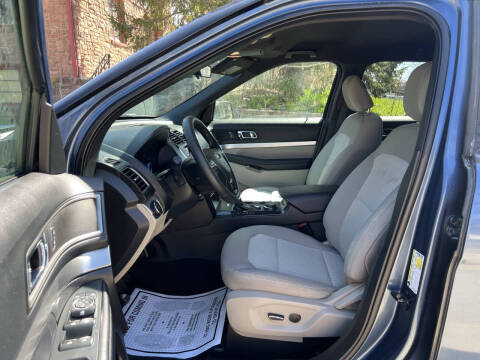 2018 Ford Explorer