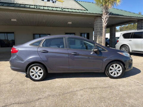 2013 Ford Fiesta SE