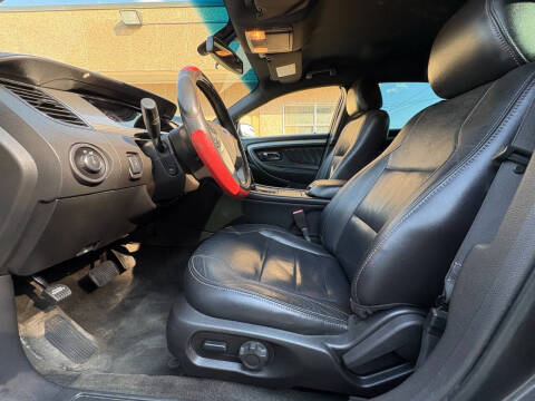 2015 Ford Taurus SEL