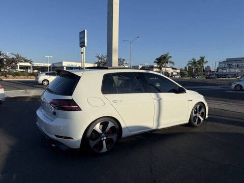 2019 Volkswagen Golf GTI S