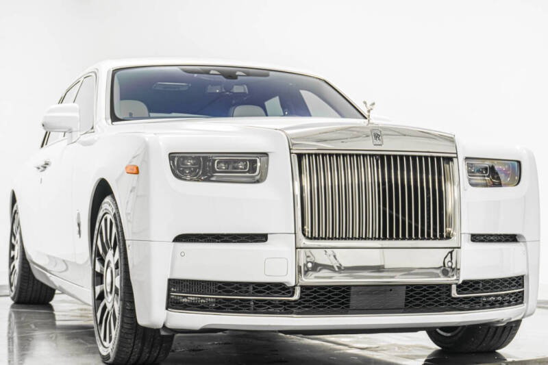 2023 Rolls-Royce Phantom