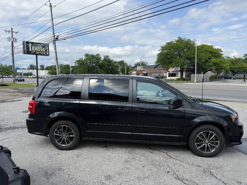 2016 Dodge Grand Caravan SXT Plus