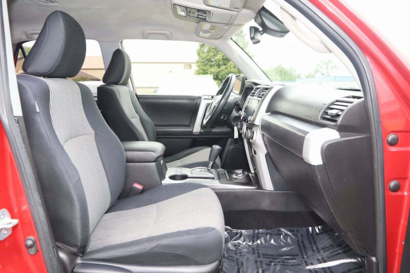 2020 Toyota 4Runner SR5