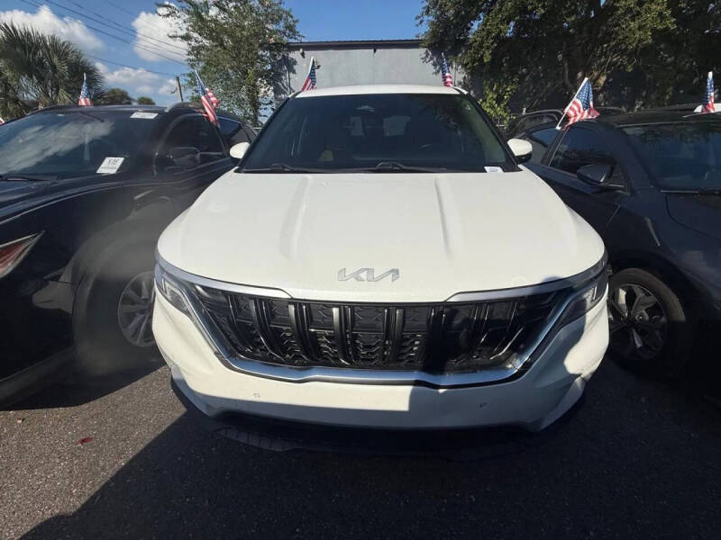 2022 Kia Carnival EX