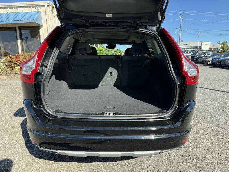 2016 Volvo XC60 T5 Drive-E Premier