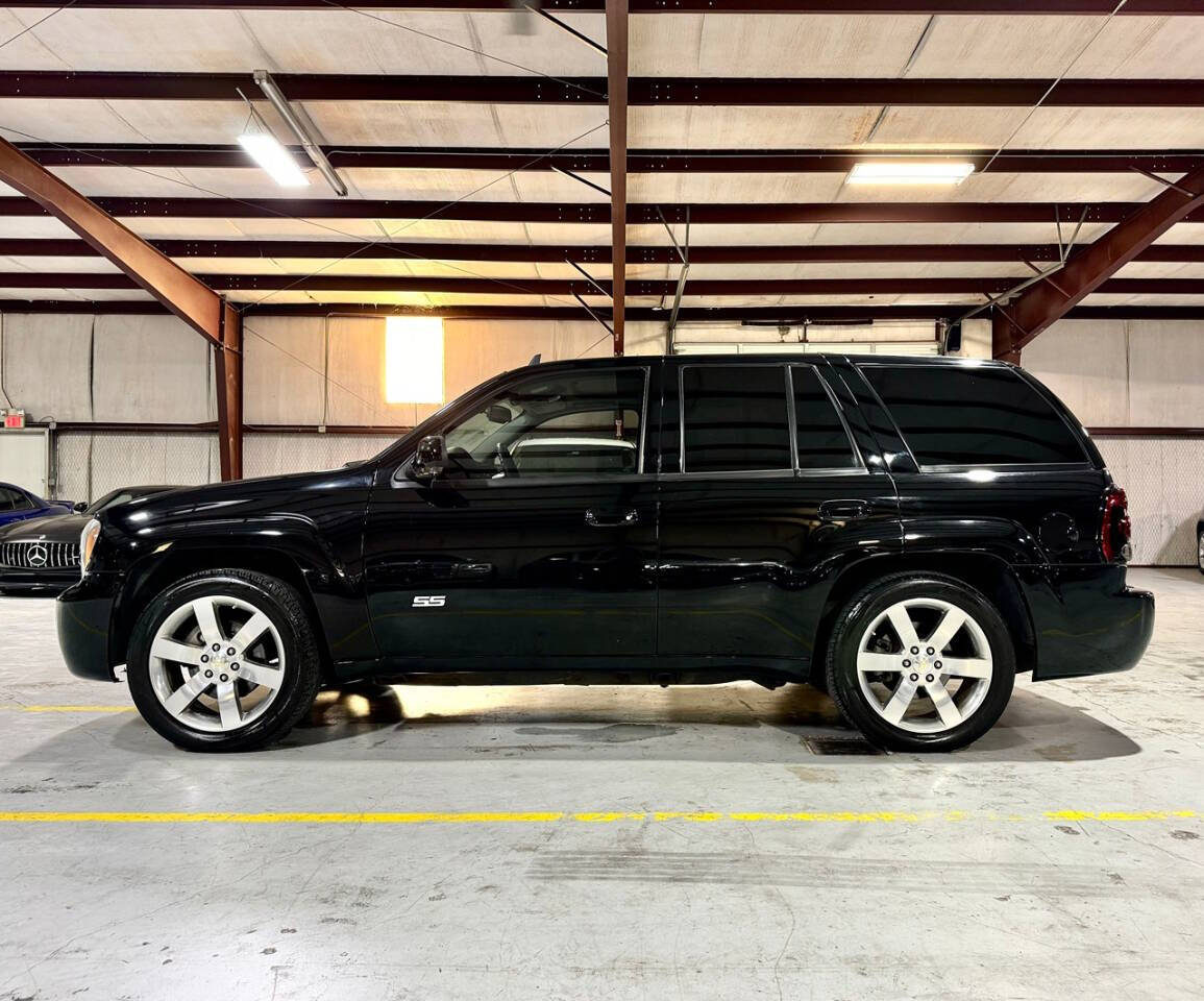 2008 Chevrolet TrailBlazer for sale at Carnival Car Company in Victoria, TX