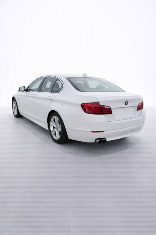 2012 BMW 5 Series 528i
