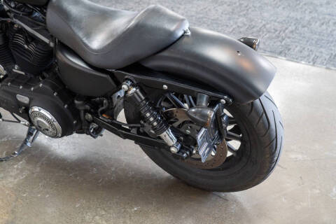 2010 Harley-Davidson Iron 883