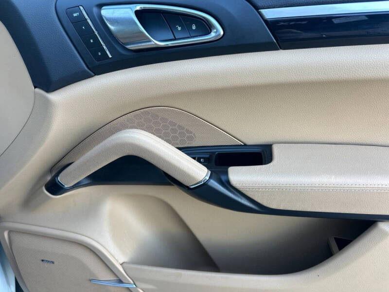 2014 Porsche Cayenne