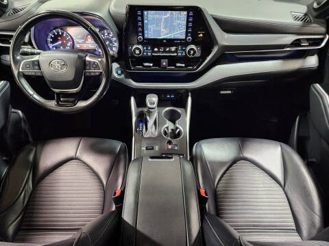 2022 Toyota Highlander XSE