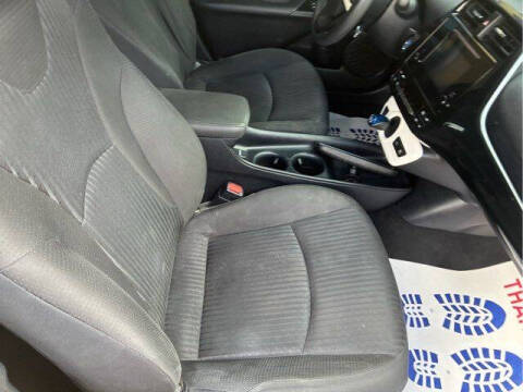 2016 Toyota Prius Two