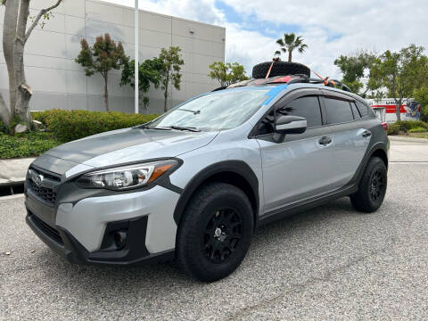 2018 Subaru Crosstrek for sale at Trade In Auto Sales in Van Nuys CA