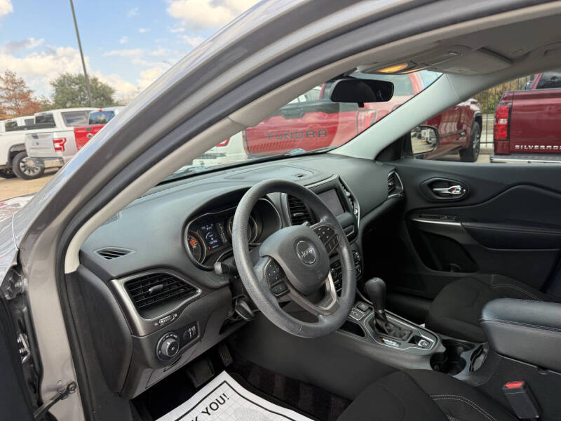 2019 Jeep Cherokee Latitude