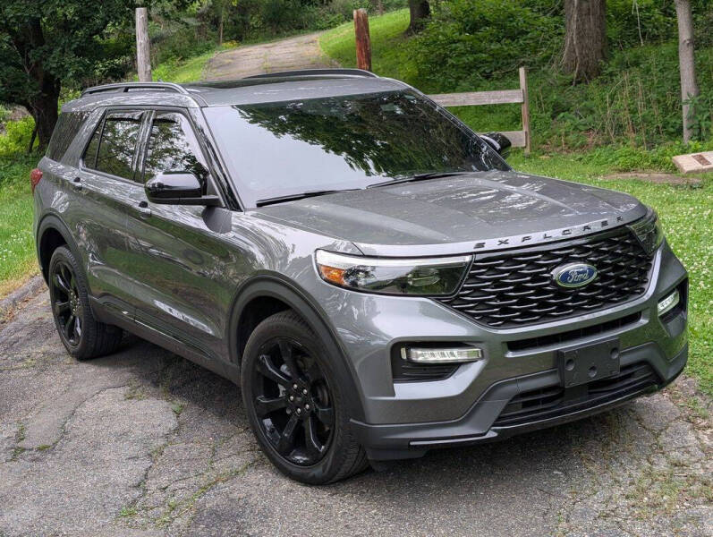 2024 Ford Explorer ST-Line