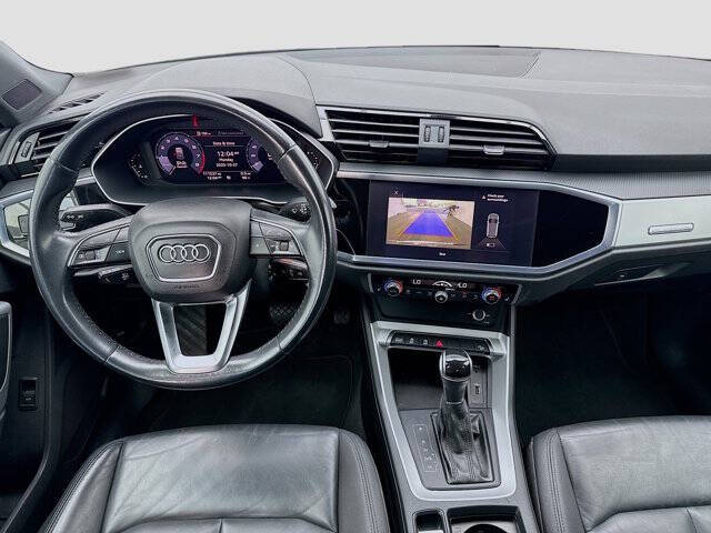 2020 Audi Q3 quattro Premium 45 TFSI