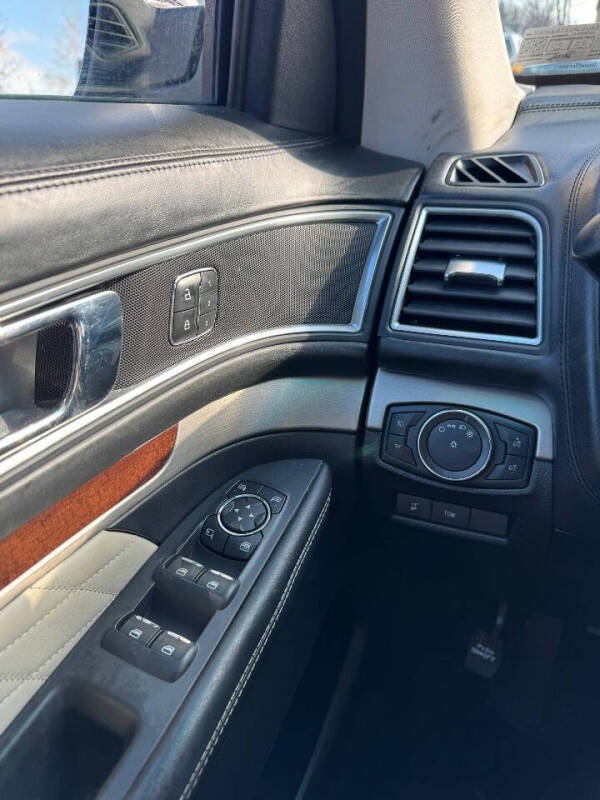 2016 Ford Explorer Platinum