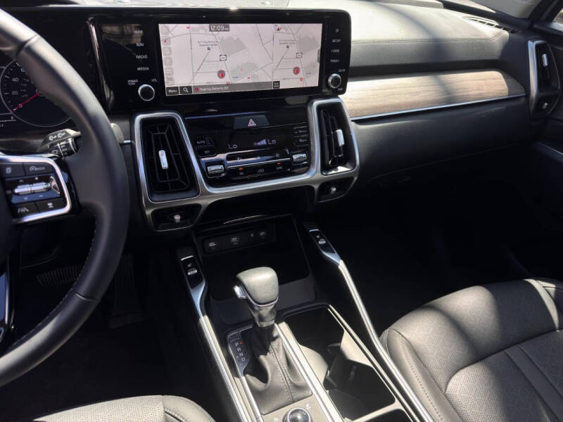 2023 Kia Sorento X-Line EX