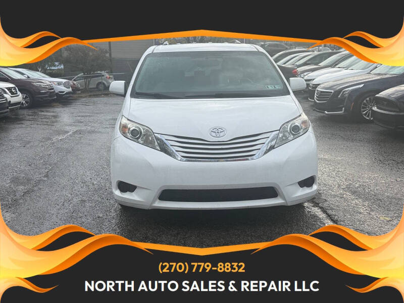 2015 Toyota Sienna LE 8-Passenger