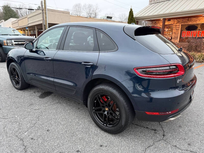 2017 Porsche Macan