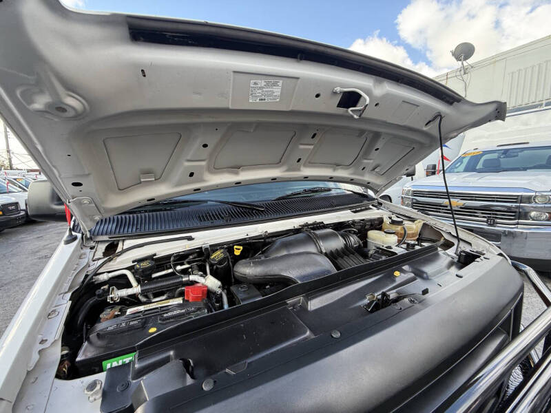 2012 Ford E-350