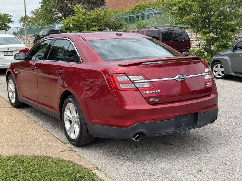 2014 Ford Taurus SEL
