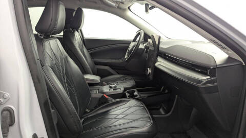 2023 Ford Mustang Mach-E Select