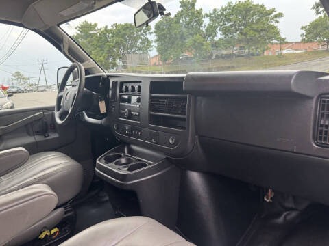 2019 GMC Savana 2500