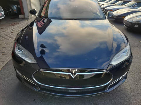 2014 Tesla Model S