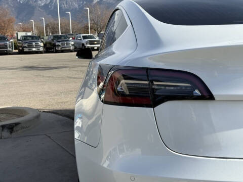 2020 Tesla Model 3 Long Range