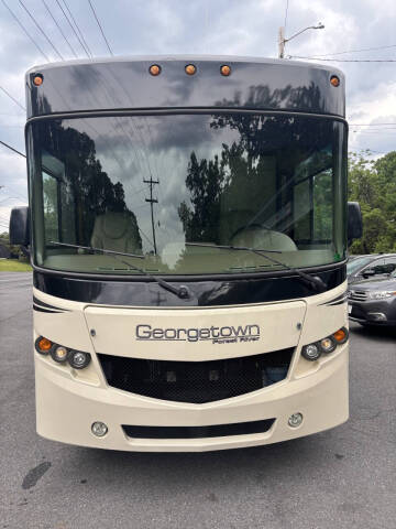 2015 Ford GEORGETOWN FOREST RIVER