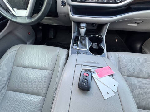 2015 Toyota Highlander Limited