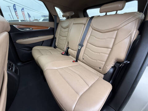 2017 Cadillac XT5 Platinum