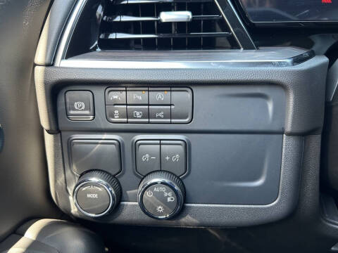 2025 Chevrolet Tahoe LS