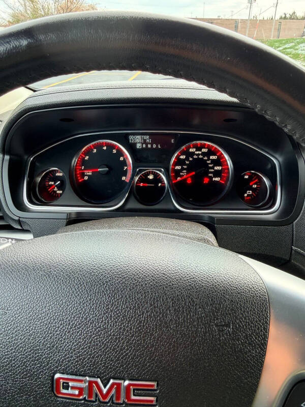 2016 GMC Acadia SLE-1