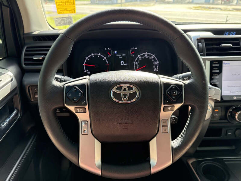 2022 Toyota 4Runner SR5