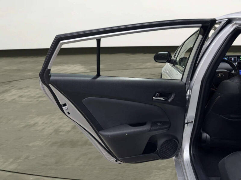 2019 Toyota Prius L Eco