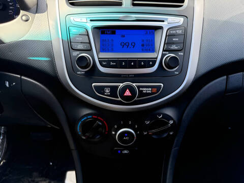 2014 Hyundai Accent GS