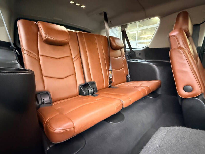 2018 Cadillac Escalade ESV Premium Luxury